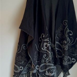 Black and Gray Paisley Shawl